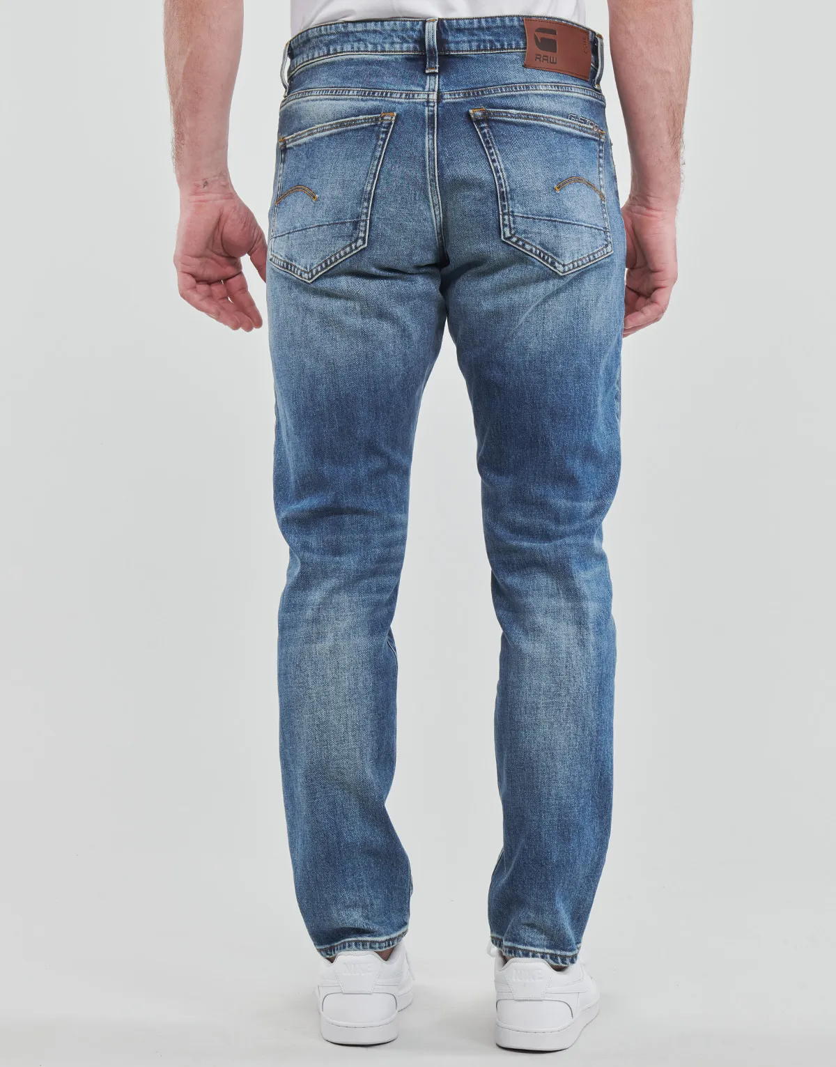 3301 straight tapered