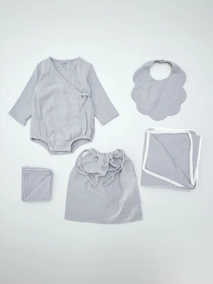 BOX PARA RECIéN NACIDO 'WELCOME BABY'  5 PIEZAS  GRIS