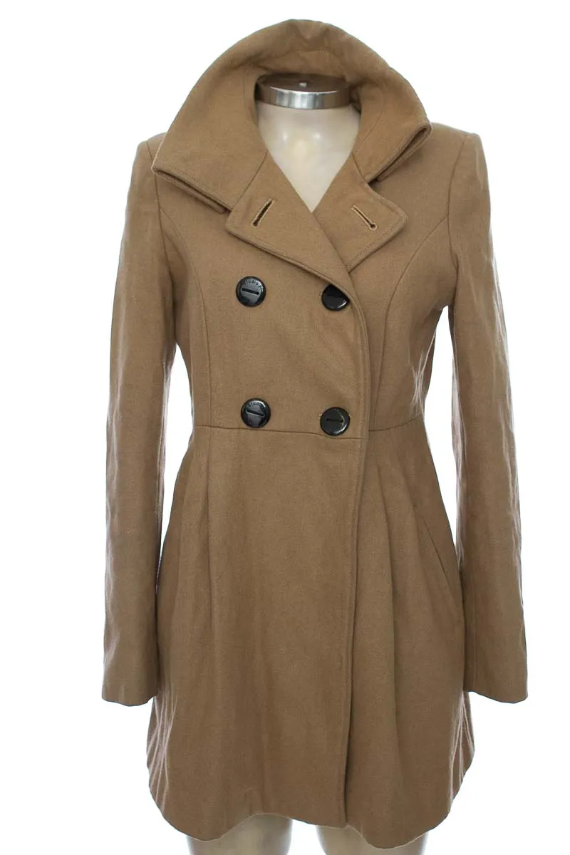 CHAQUETA / ABRIGO COLOR BEIGE  STUDIO F