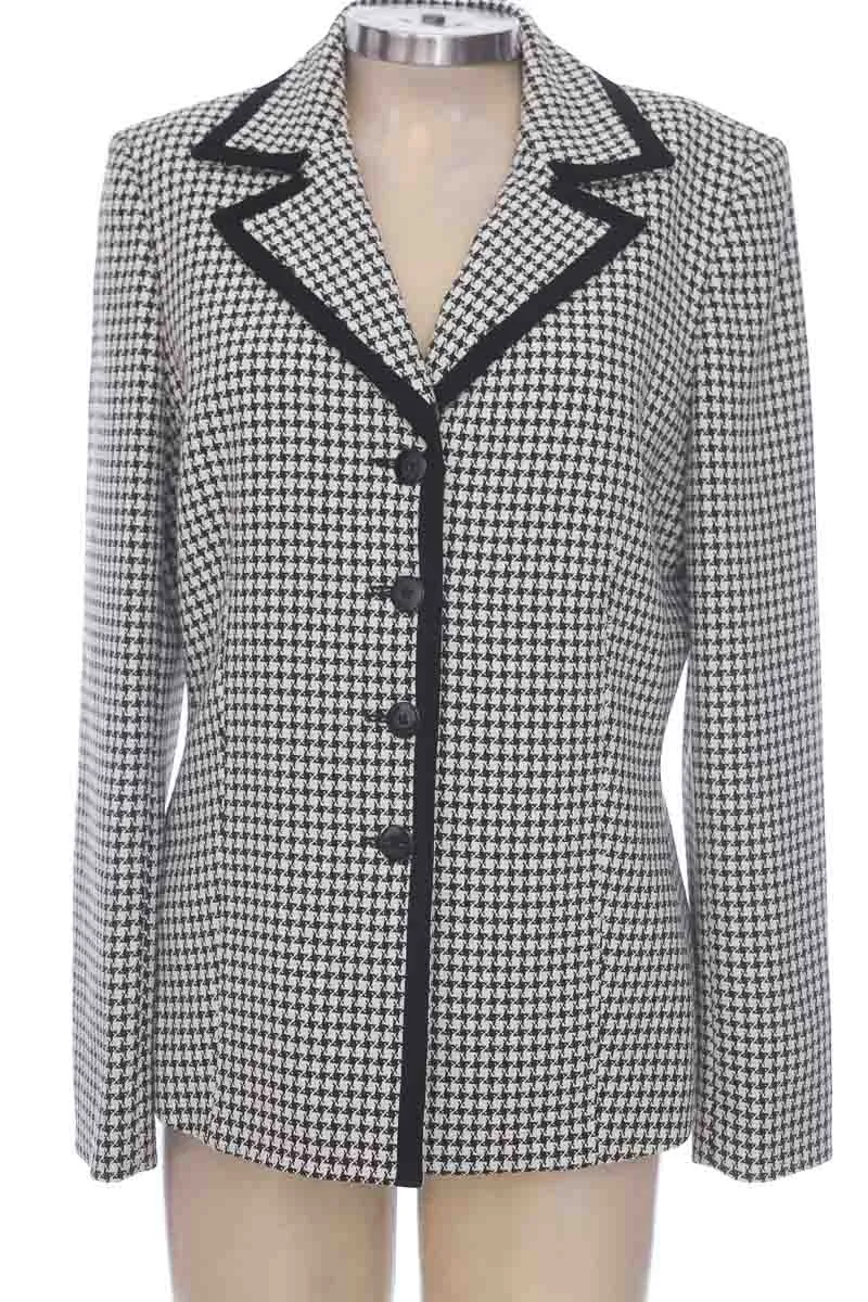 CHAQUETA / ABRIGO COLOR BLANCO  EVAN PICONE