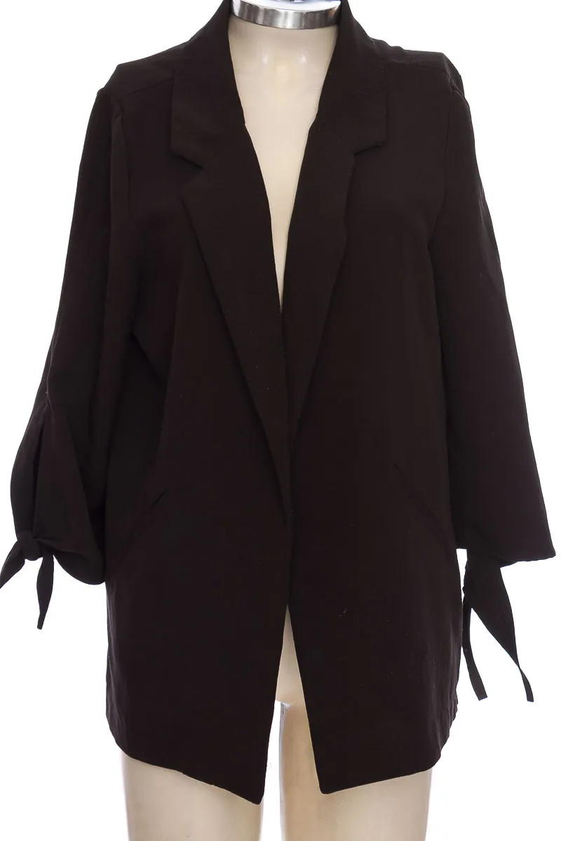 CHAQUETA / ABRIGO COLOR NEGRO  LOVE ME