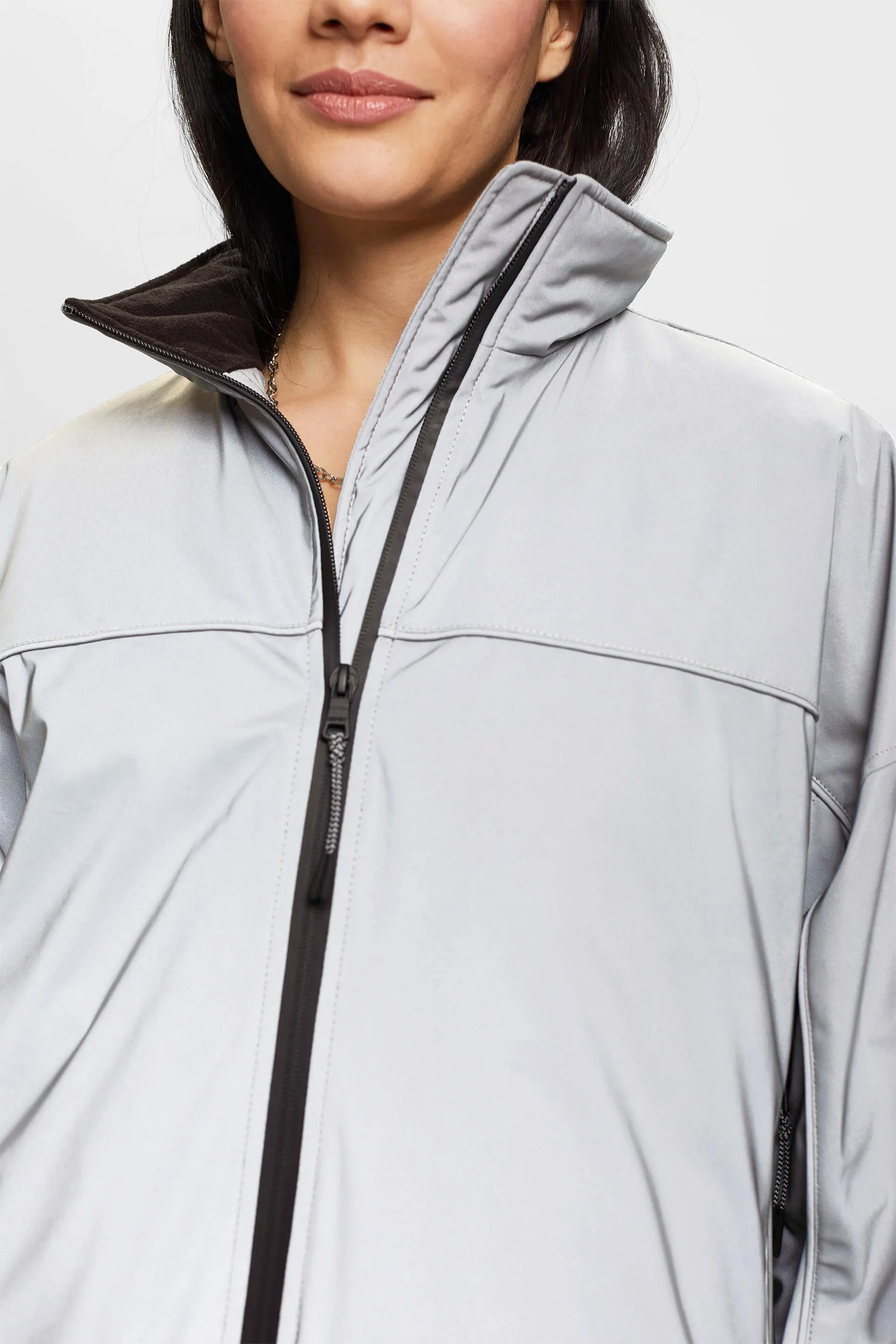 Chaqueta acolchada corta
