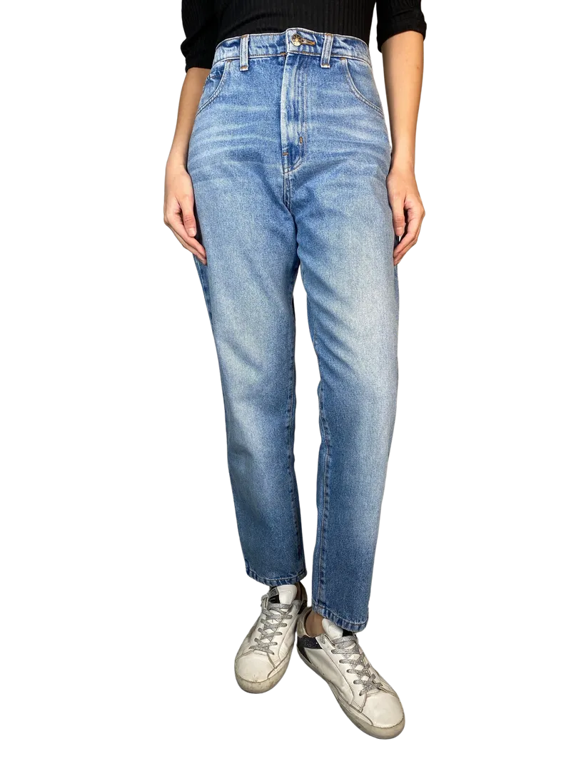 CHER Jeans Mom