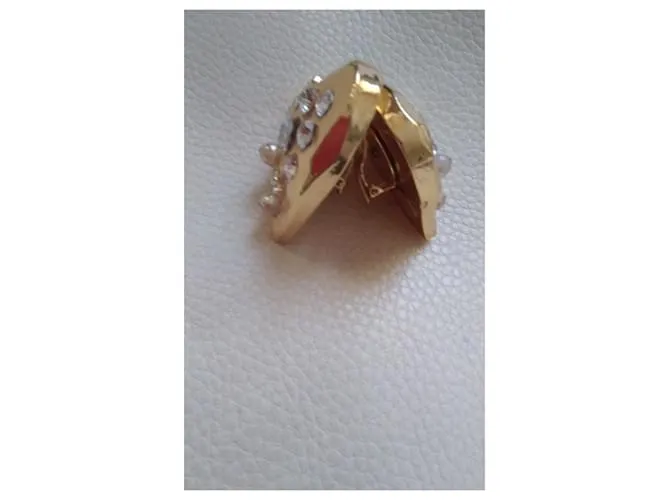 Christian Lacroix Vintage Dorado 