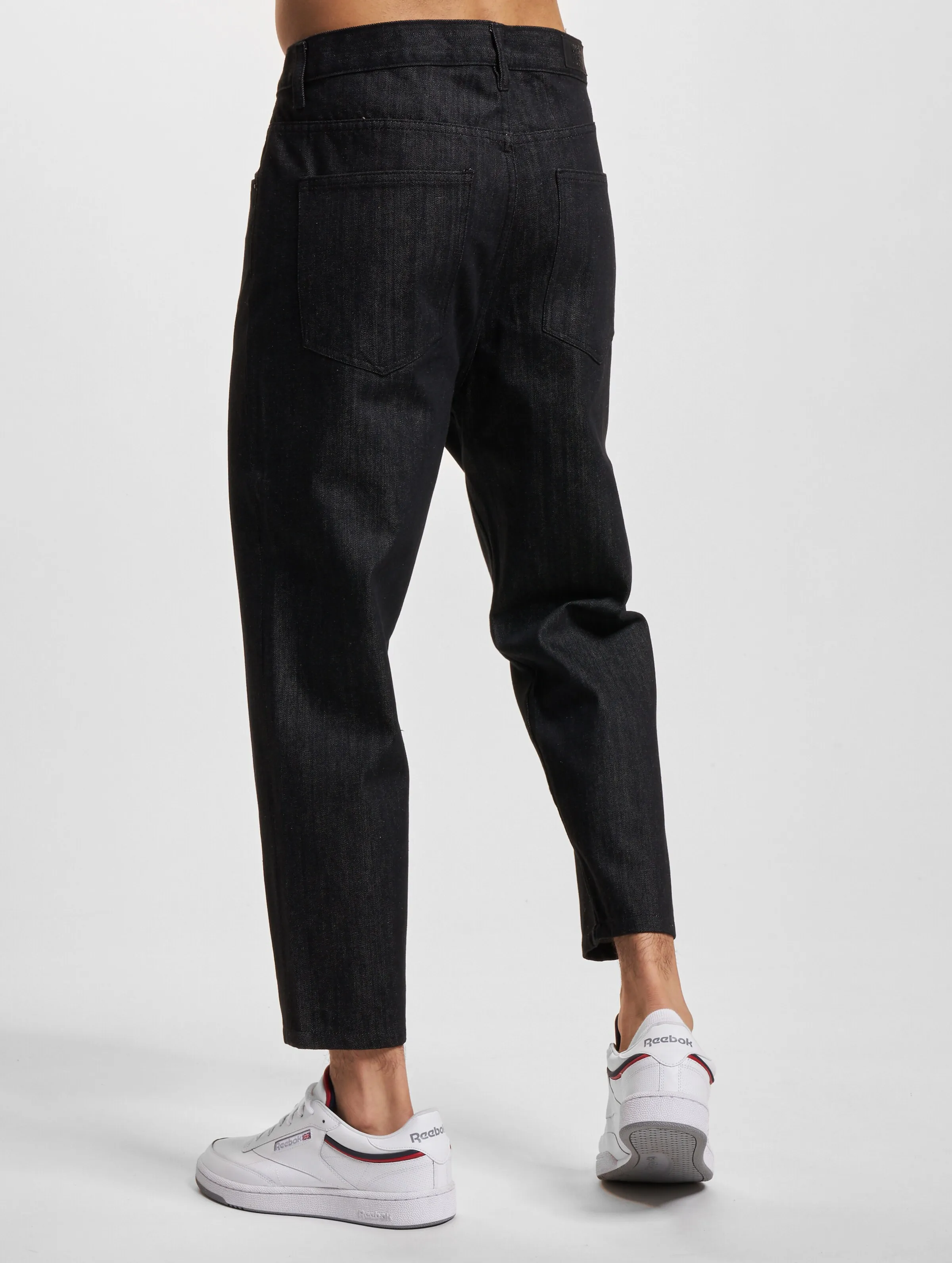 Cropped Tapered