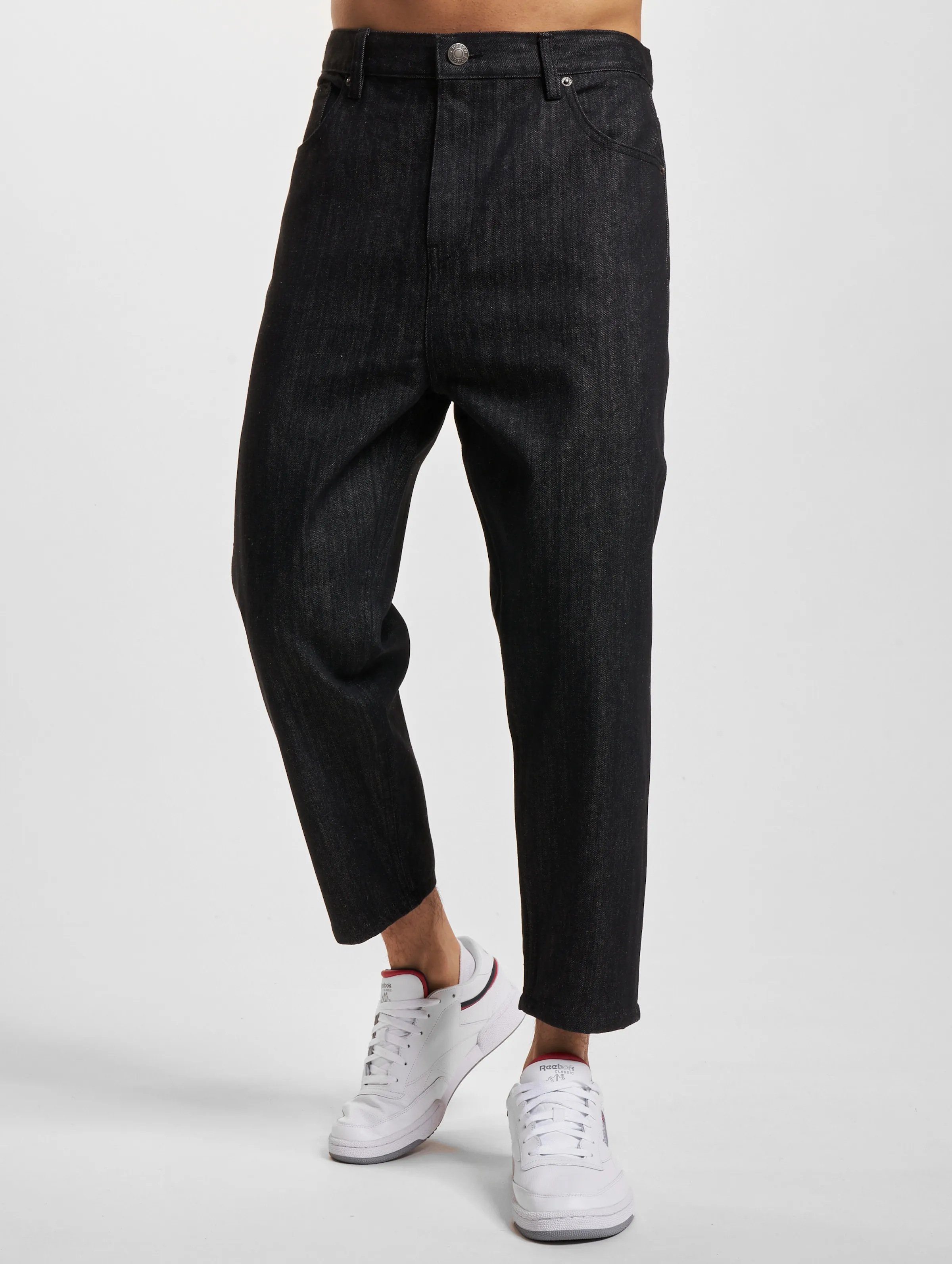 Cropped Tapered