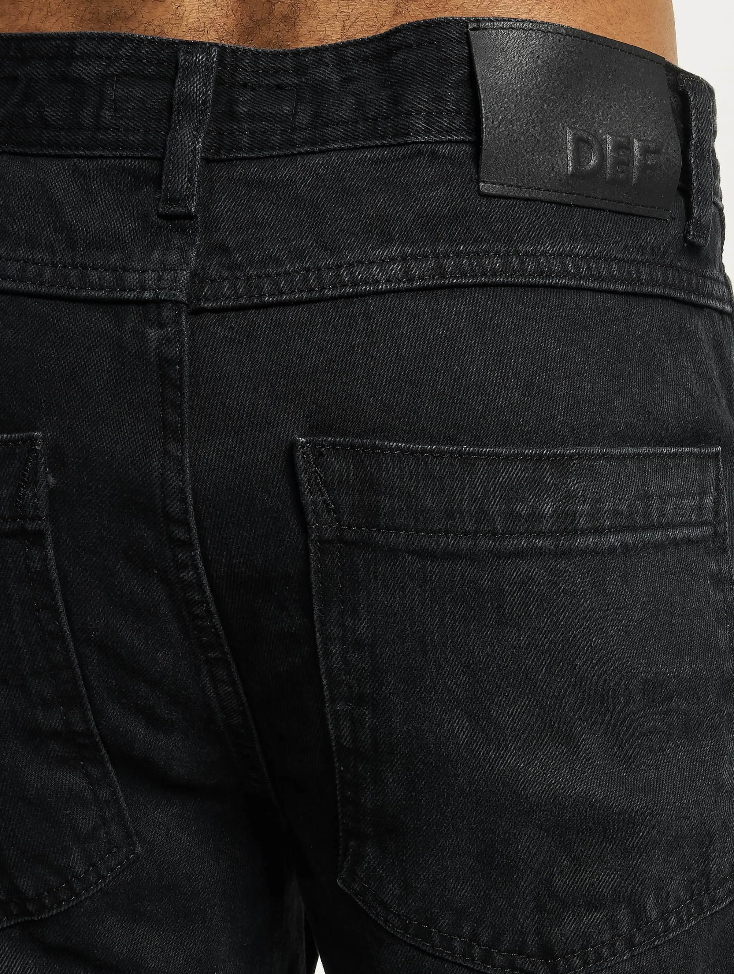 DEF Tapered Loose Fit