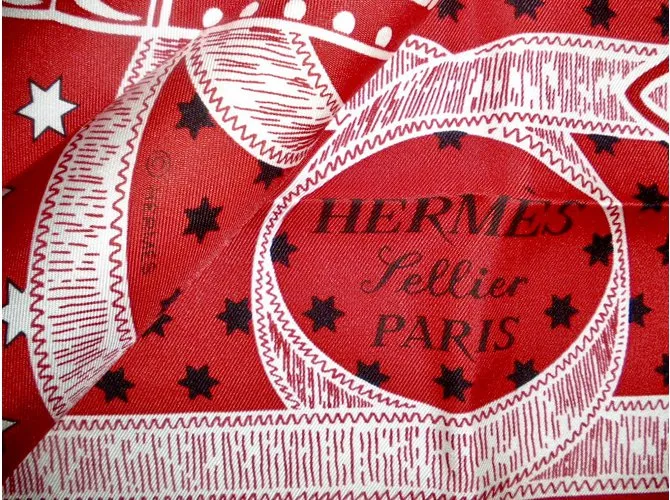 Hermès Bufanda de seda Roja 