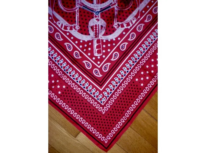 Hermès Bufanda de seda Roja 