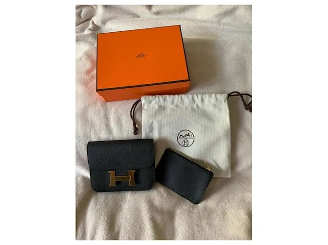 Hermès Compacto delgado Constance Negro 