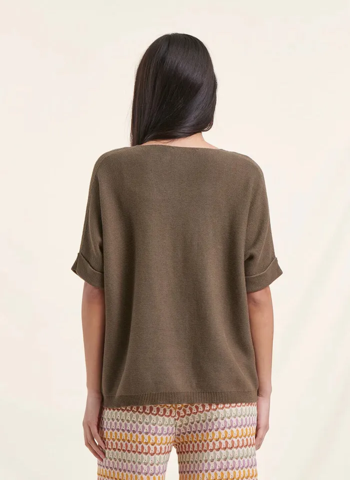 LA FEE MARABOUTEE Top holgado de punto con cuello de pico en verde
