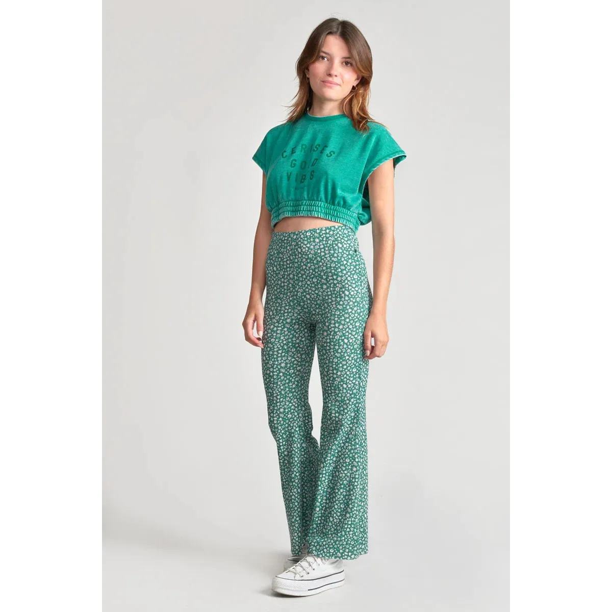 Pantalón bootcut JAYAGI