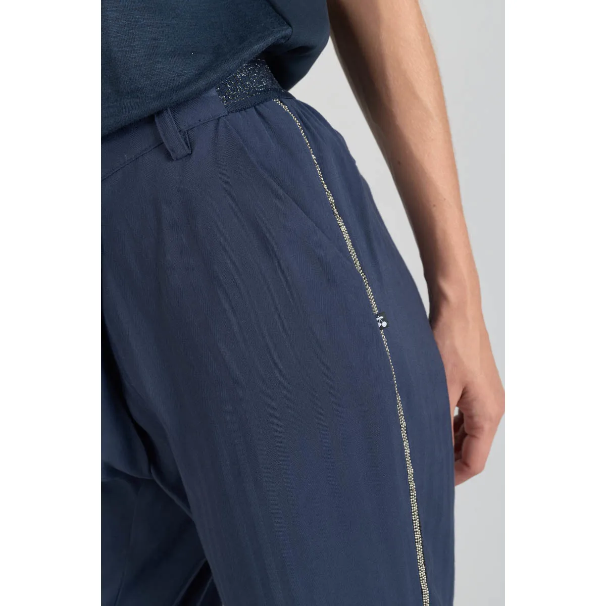 Pantalón carrot REYDEL