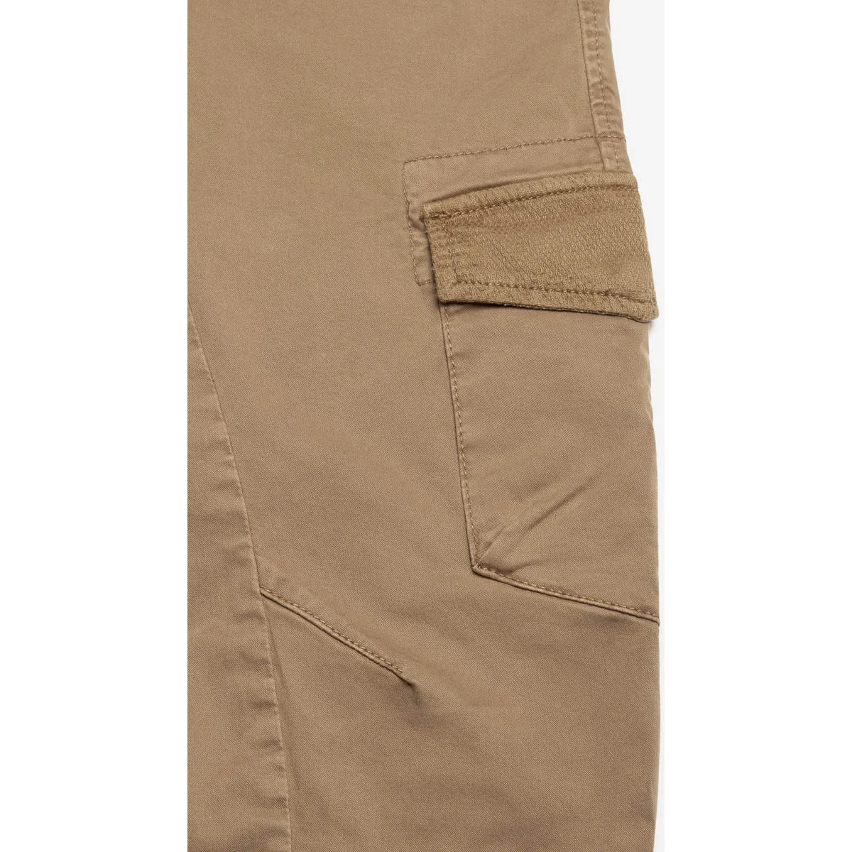 Pantalón carrot TOBATI