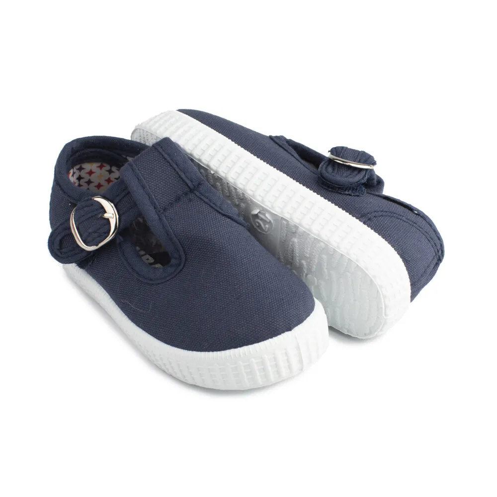 Pepito Lona Niño Azul Marino Modelo Oliver