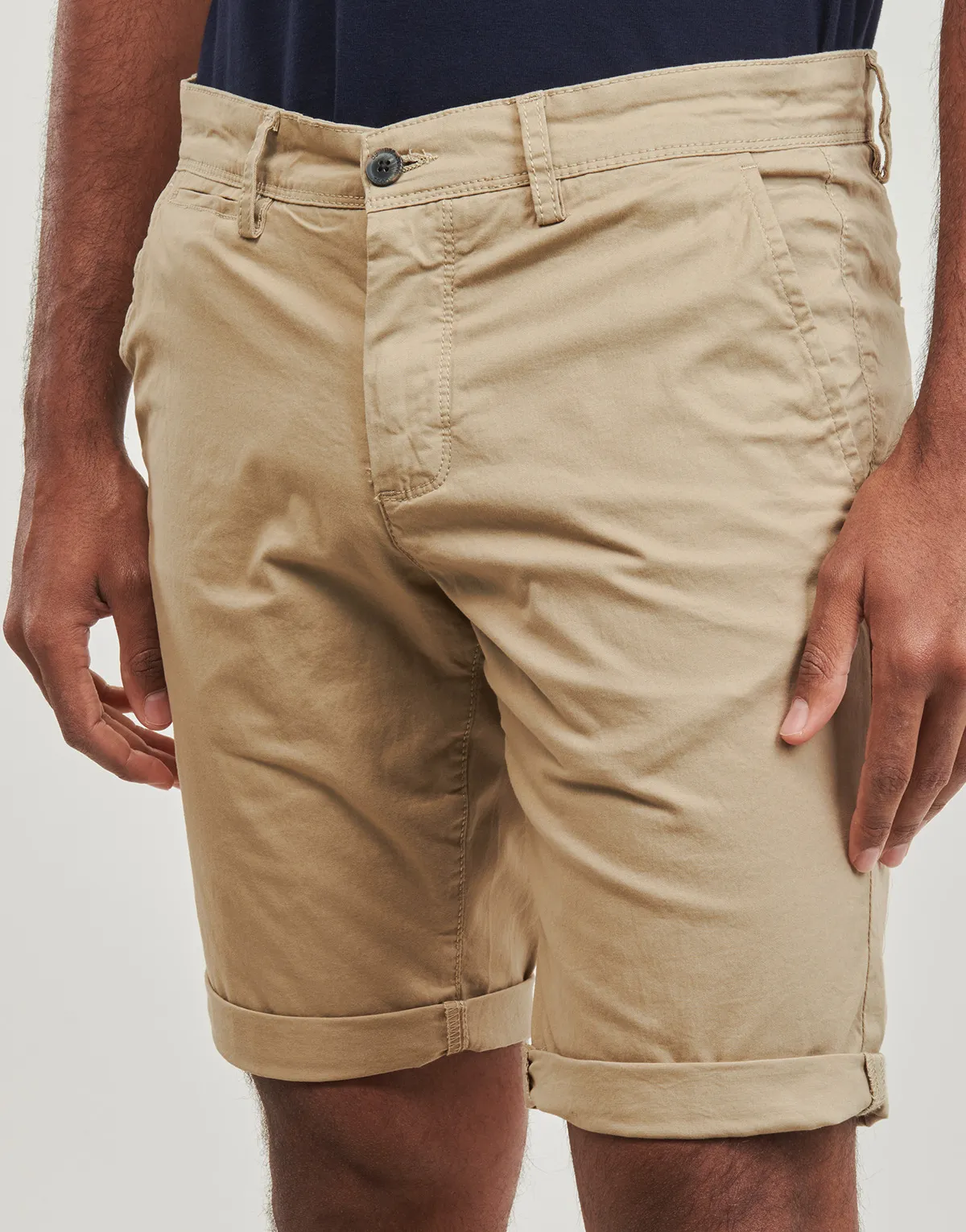 SHORT CHINO