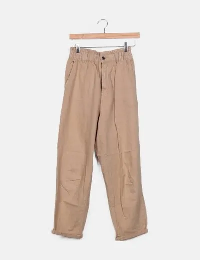 Stradivarius Pantalón beige básico