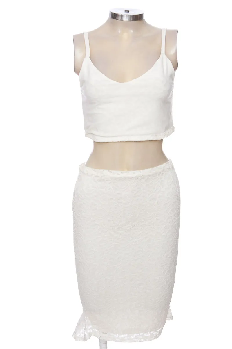 VESTIDO / ENTERIZO COLOR BEIGE  FEMININ