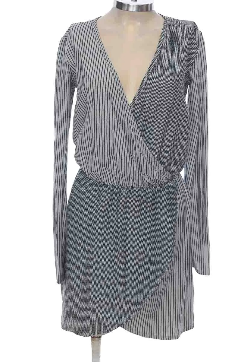 VESTIDO / ENTERIZO COLOR GRIS  CARMEL