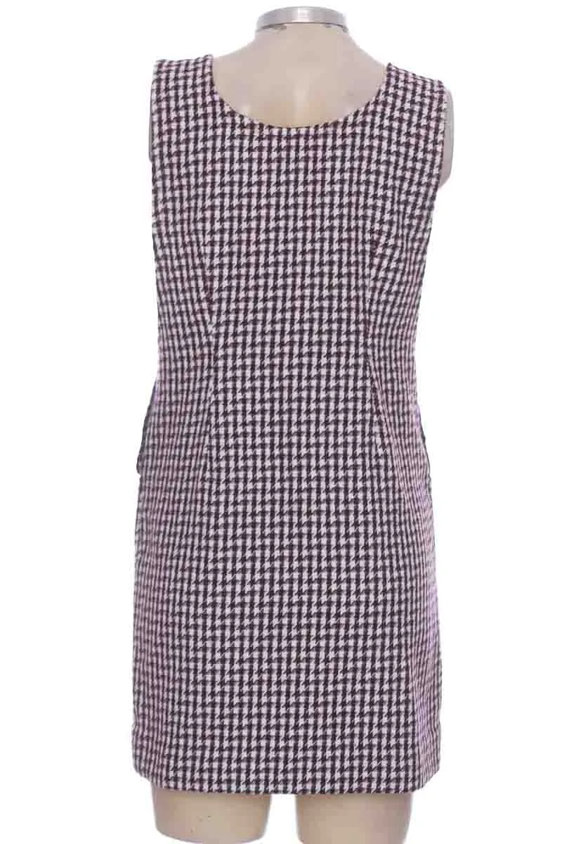 VESTIDO / ENTERIZO COLOR MORADO  CLOSEANDO