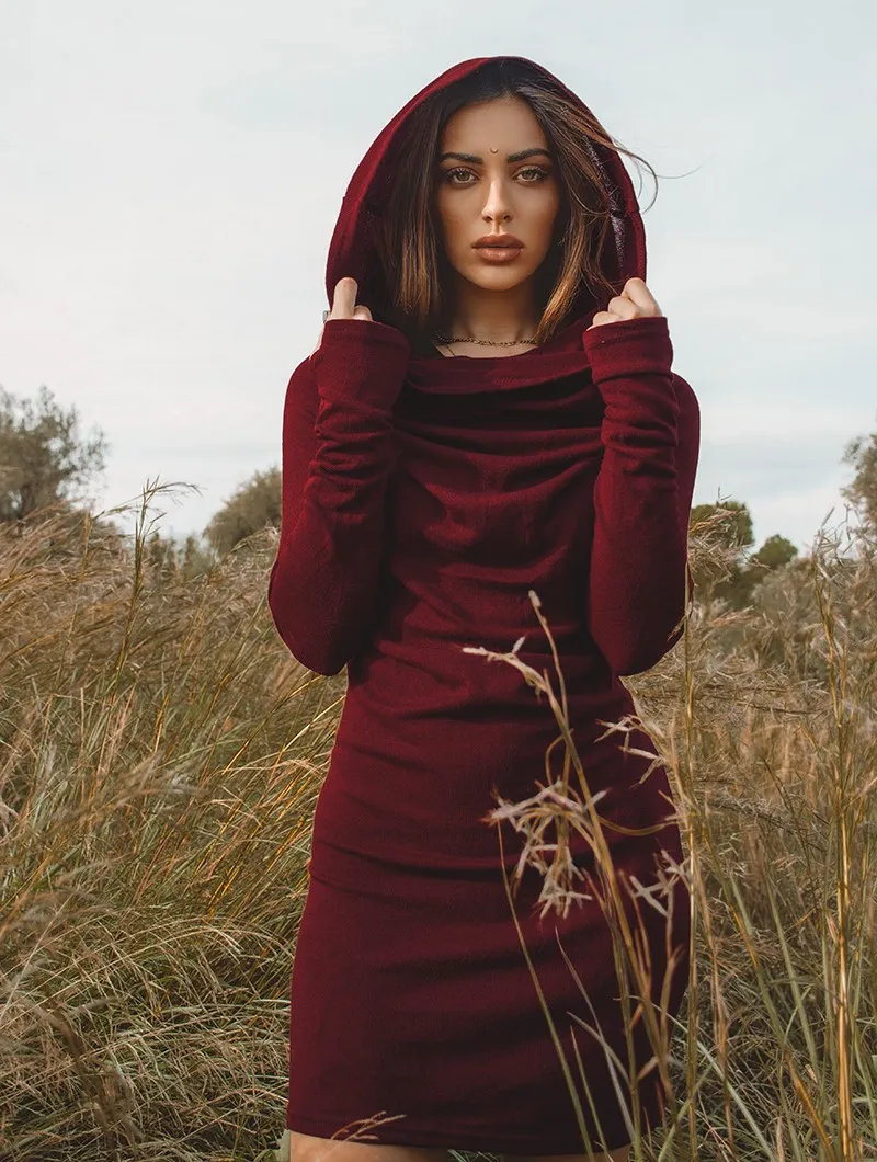 Vestido suéter con cuello drapeado 