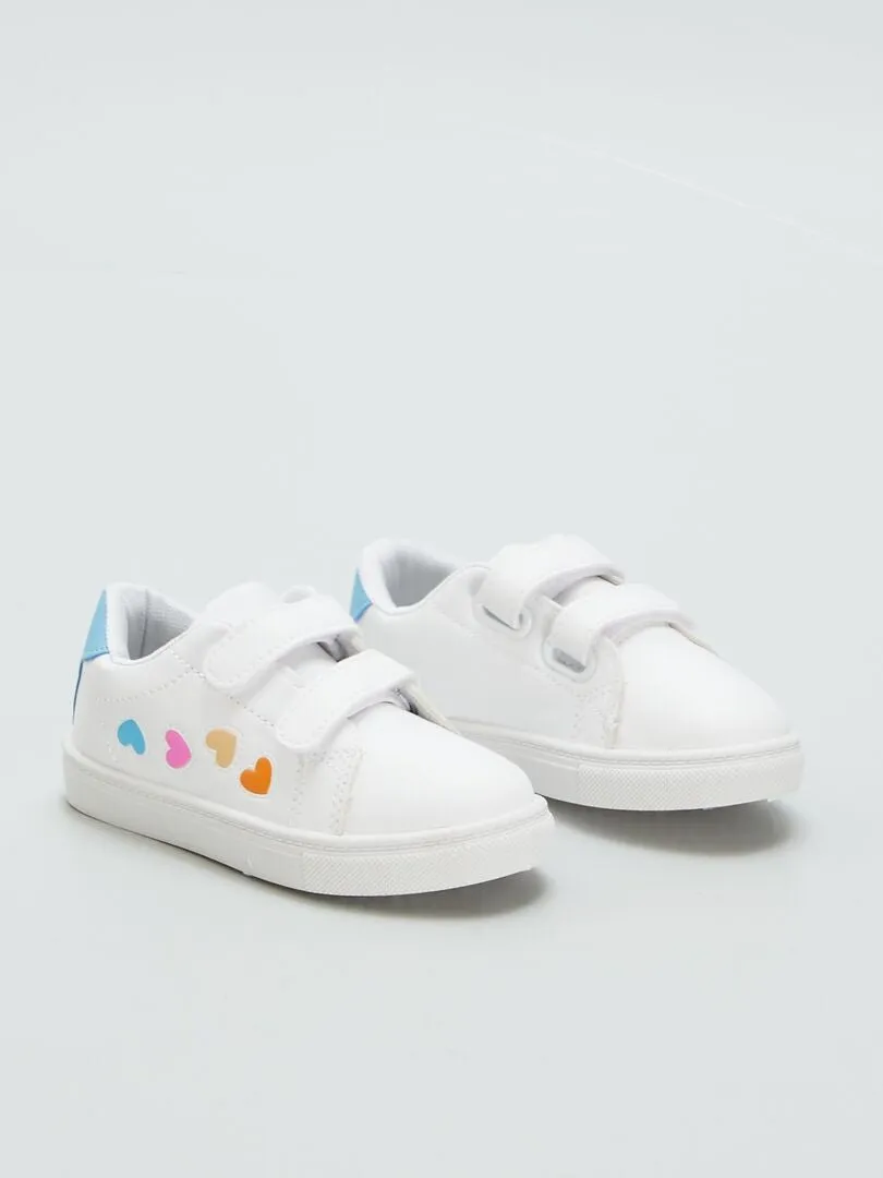 ZAPATILLAS MODERNAS 'CORAZONES'  BLANCO