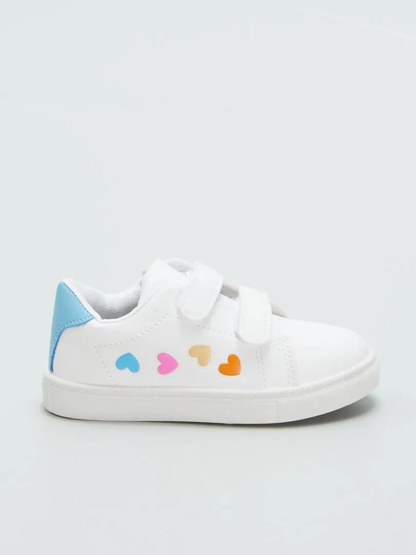 ZAPATILLAS MODERNAS 'CORAZONES'  BLANCO